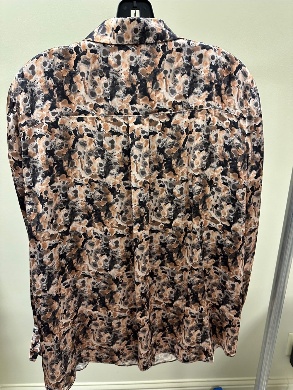 Lafayette 148 New York Black, Beige & Cream Abstract-Print Silk Button-Down - Picture 3 of 3
